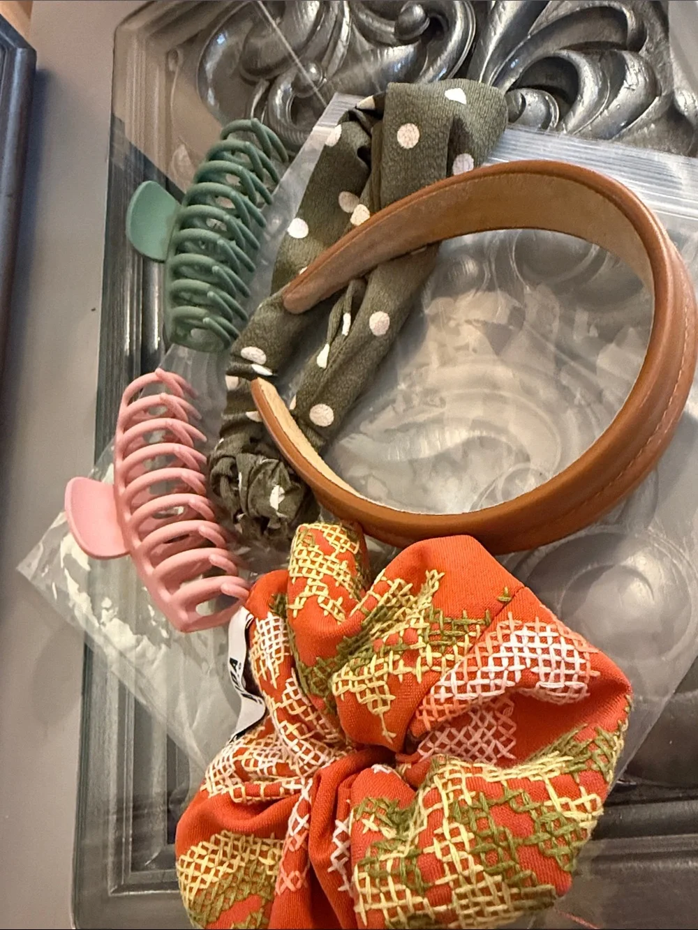 Western Inspired Assorted Women's Hair Accessory Set